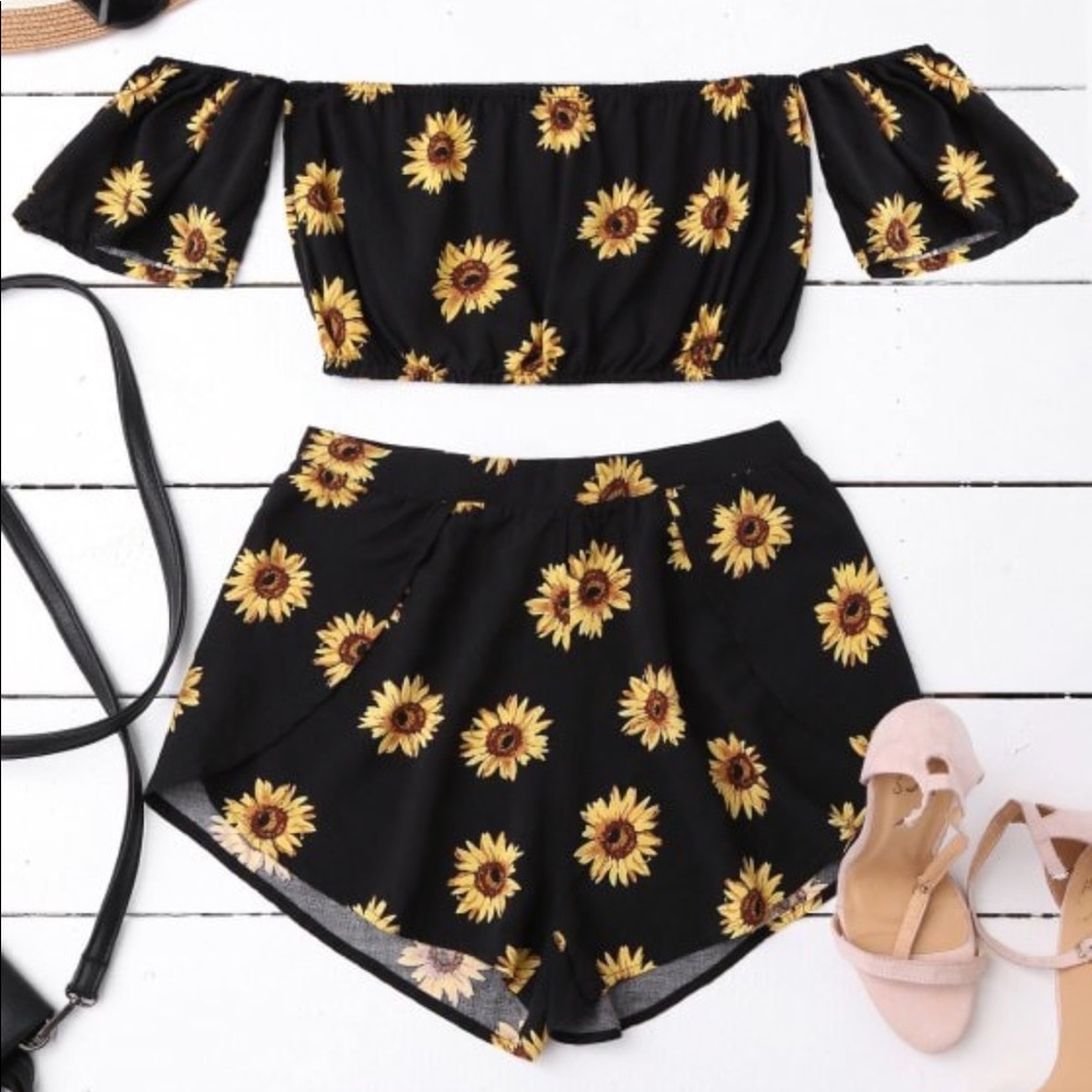 Zaful Sunflower two piece set 🌻